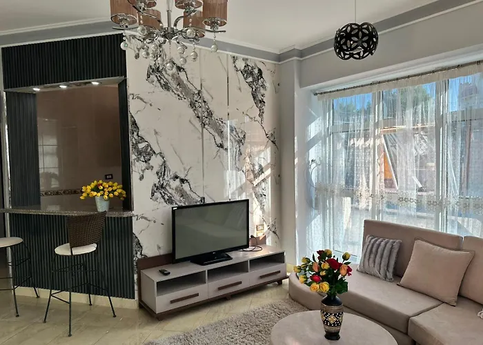 Private In Villa Gurdaka