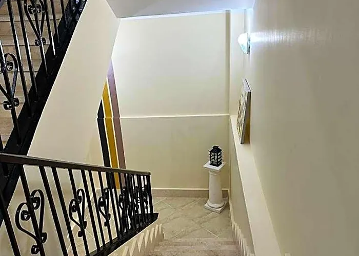 Private In Villa Gurdaka