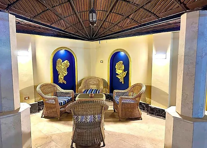 Villa Private In *